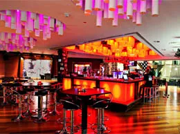 Bar & Pub
